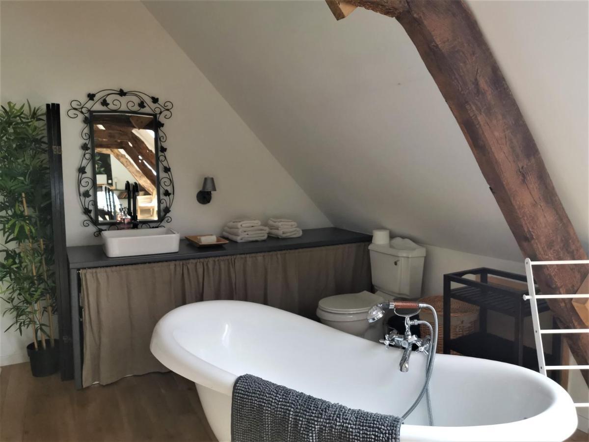 Domaine Lvd Avec Spa, Bois Et Riviere Privee La Bloutiere Exterior foto